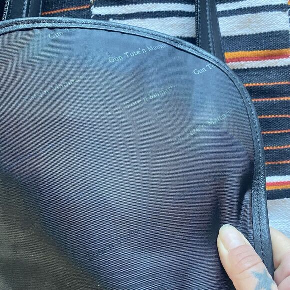 Gun Tote’n Mama Leather Studded Concealed Carry Bag Purse. Crossbody. Excellent! - Picture 7 of 16